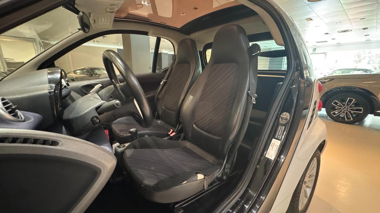 SMART FORTWO 451 1.0 BENZINA 71CV - 2012