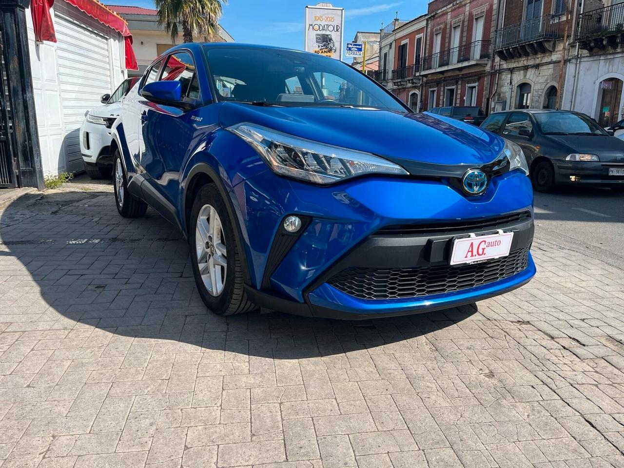Toyota C-HR 1.8 Hybrid E-CVT Business