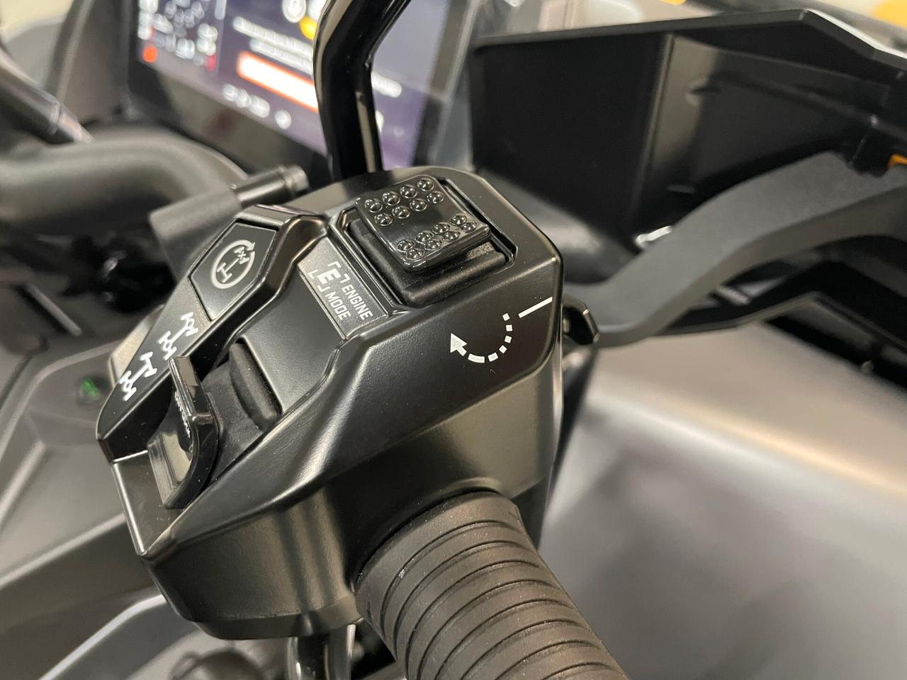 Can Am Outlander MAX XT-P T ABS SAS 1000R