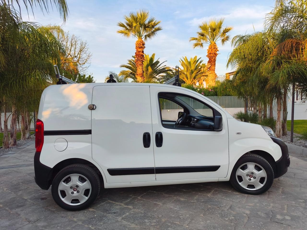 Fiat Fiorino 1.3 MJT 95CV Cargo SX 2021