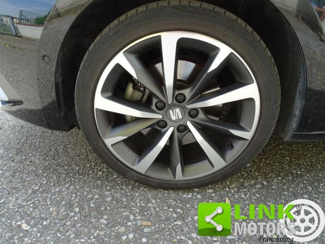 SEAT Leon 1.4 e-HYBRID 204 CV DSG FR PLUG IN *UNIPRO*