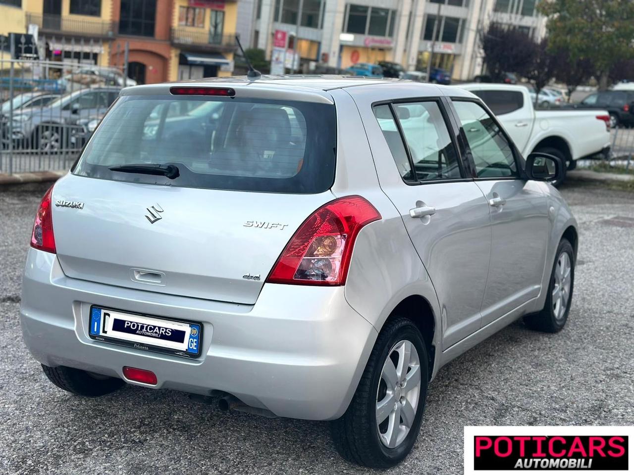 Suzuki Swift 1.3 4x4 5p. GL