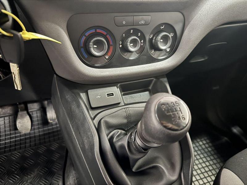 FIAT Doblò 1.4 T-Jet 16V Lounge 7 POSTI