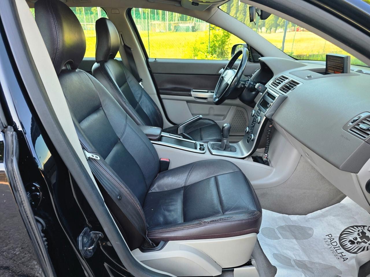 Volvo V50 2.0 D 6 MARCE - INTERNI IN PELLE