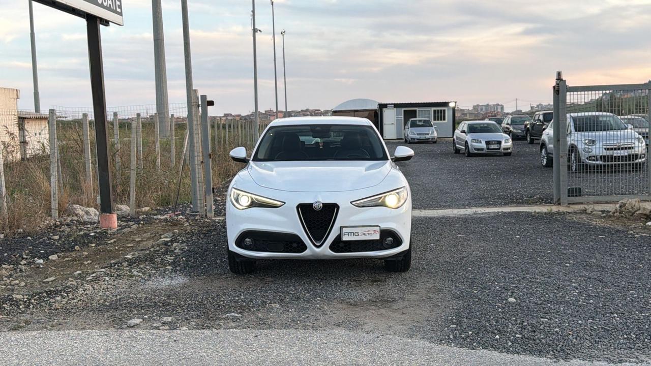 Alfa Romeo Stelvio 2.2 Turbodiesel 190 CV AT8 RWD Super