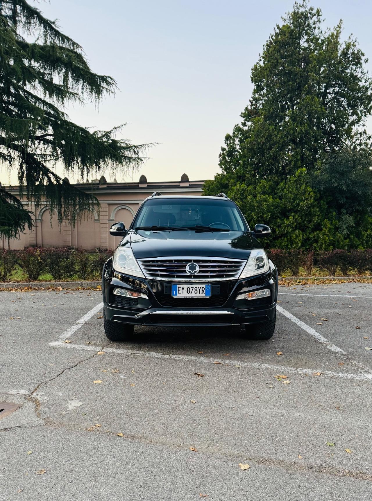 Ssangyong Rexton W 2.0 Xdi 4WD A/T Top 7 Posti