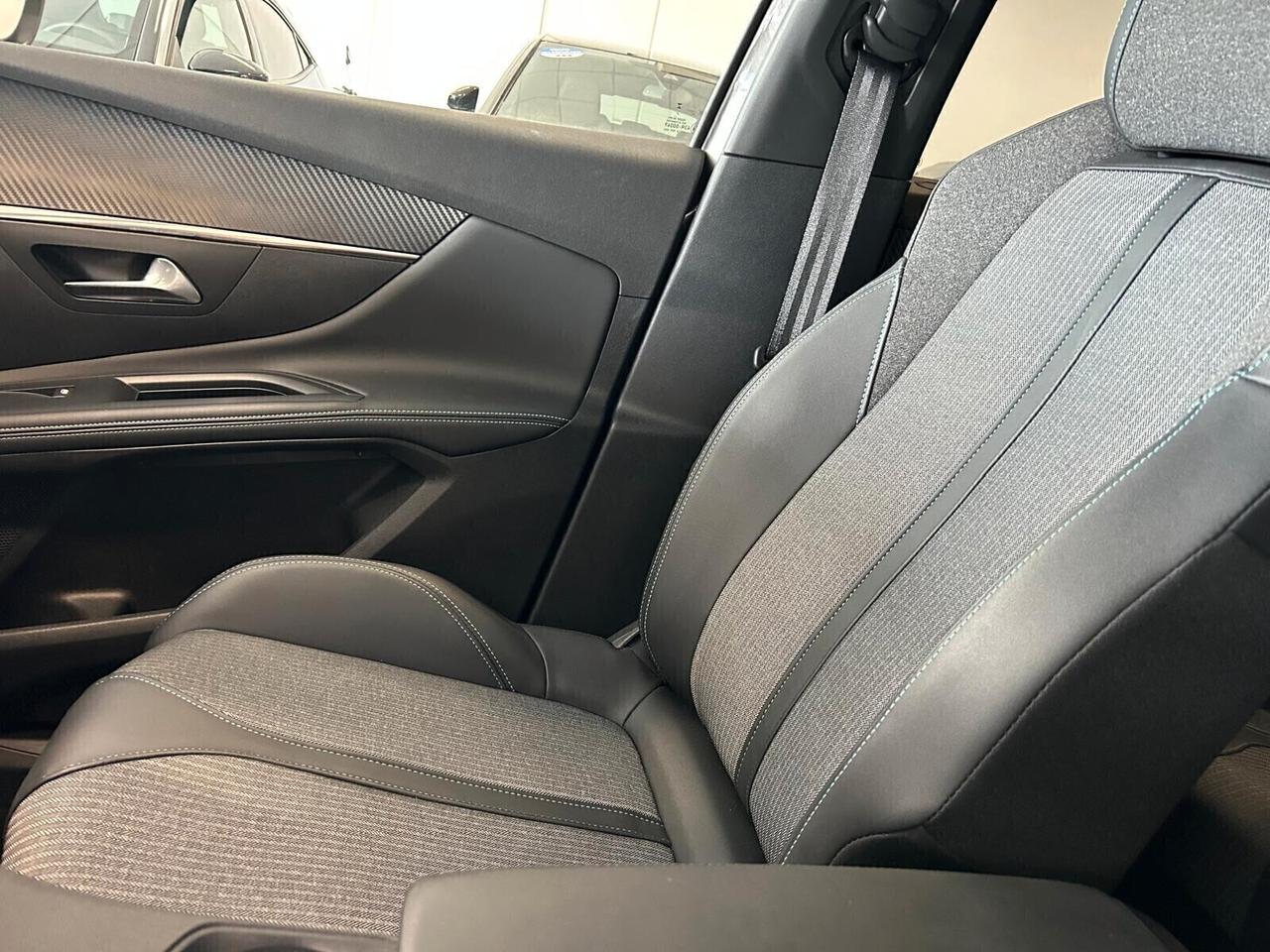 Peugeot 5008 ALLURE PACK PureTech 130 7 posti SPOTICAR