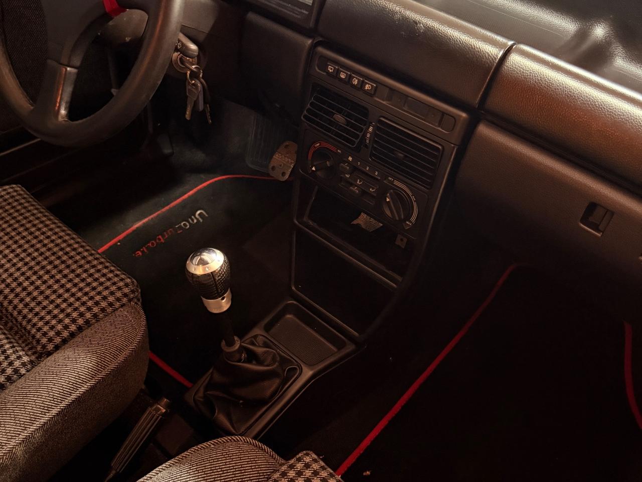 LEGGENDARIA FIAT UNO TURBO IN CONDIZIONI DA VETRINA