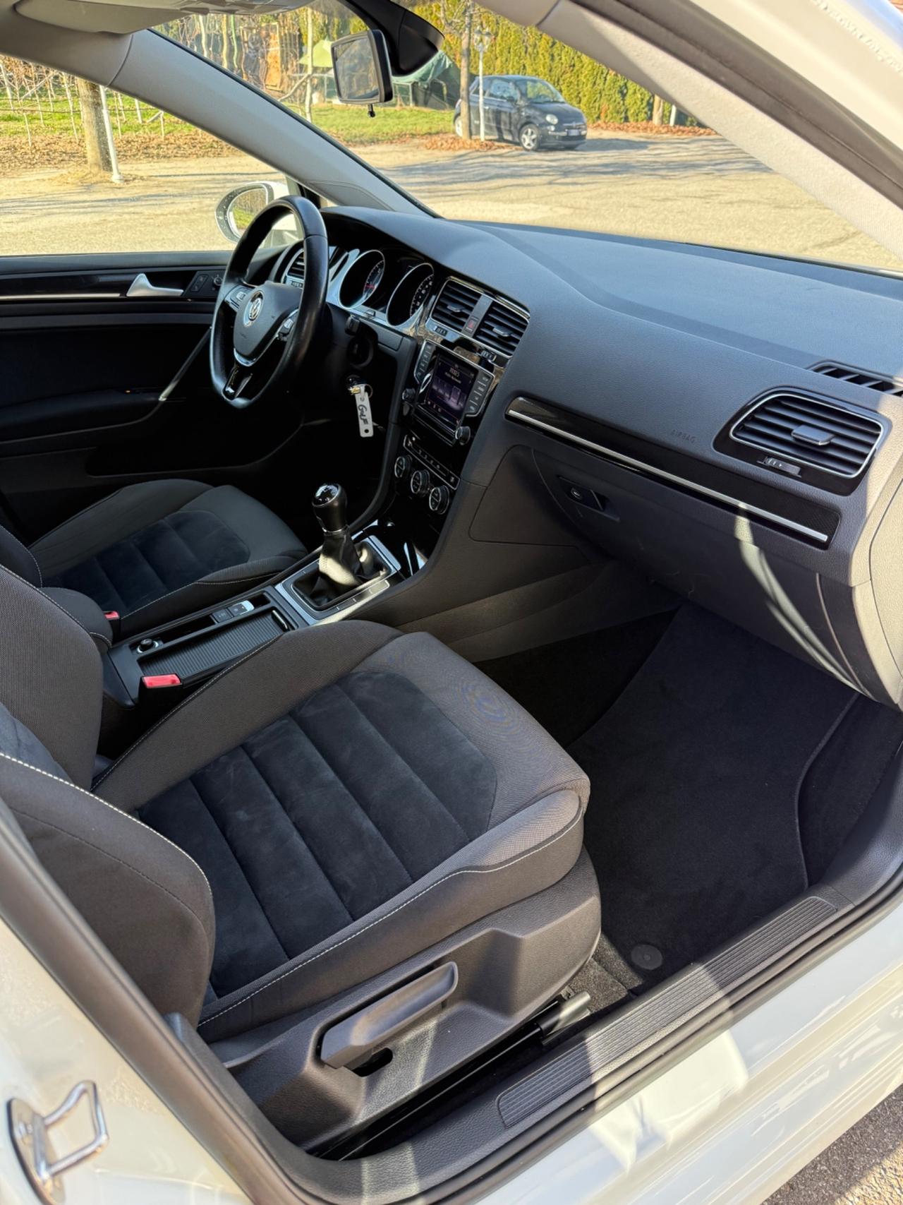 Volkswagen Golf 1.6 TDI 5p. Highline BlueMotion Technology