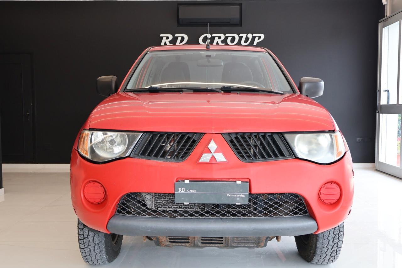 Mitsubishi L200 2.5 DI-D inform einzelkabine 4WD