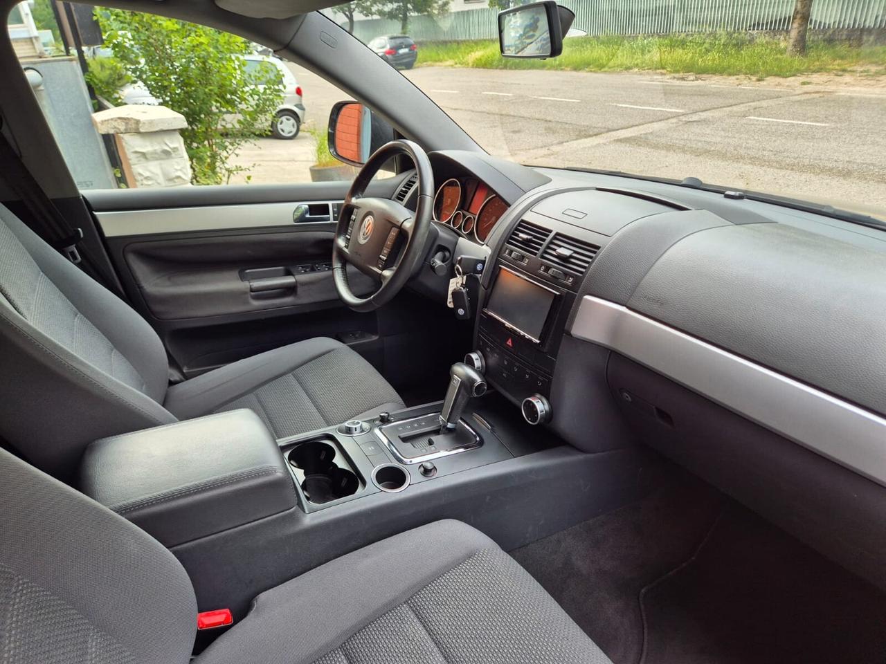 Volkswagen Touareg 2.5 R5 TDI DPF tiptronic Exclusive 92.000 km