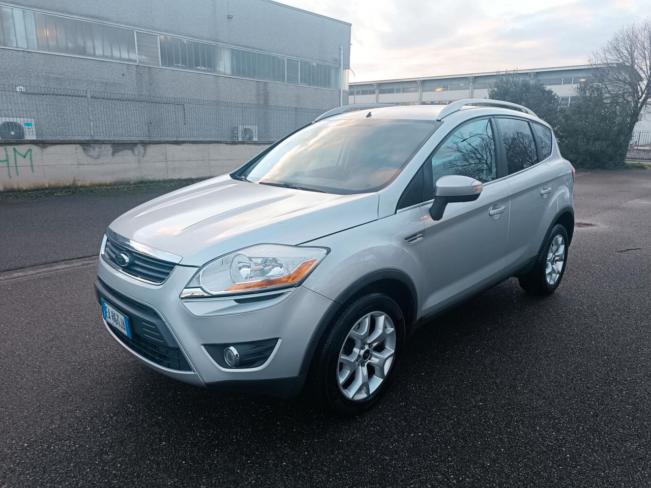 Ford Kuga 2.0 TDCi SOLAMENTE 146.000 KM