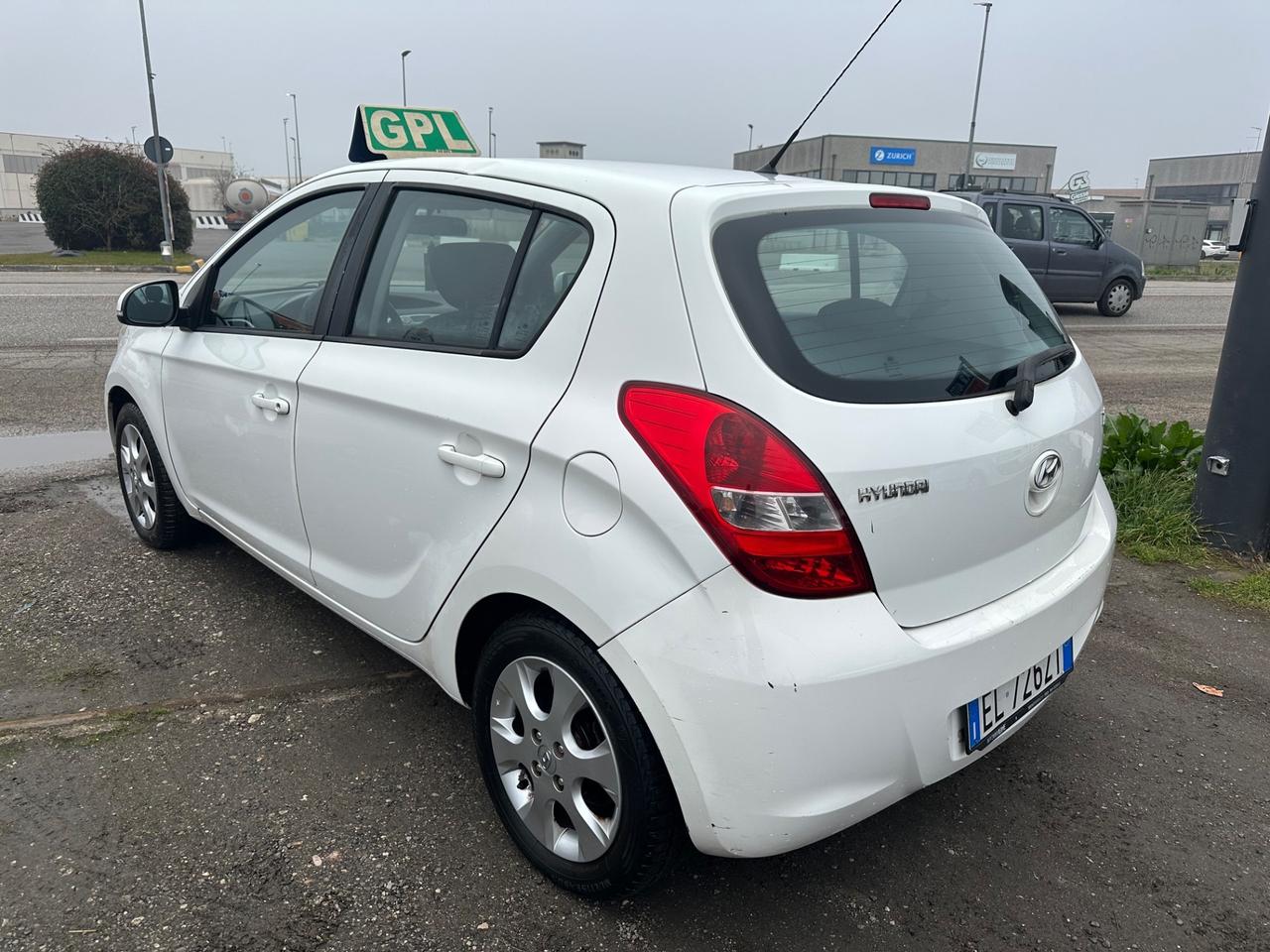 Hyundai i20 SOL