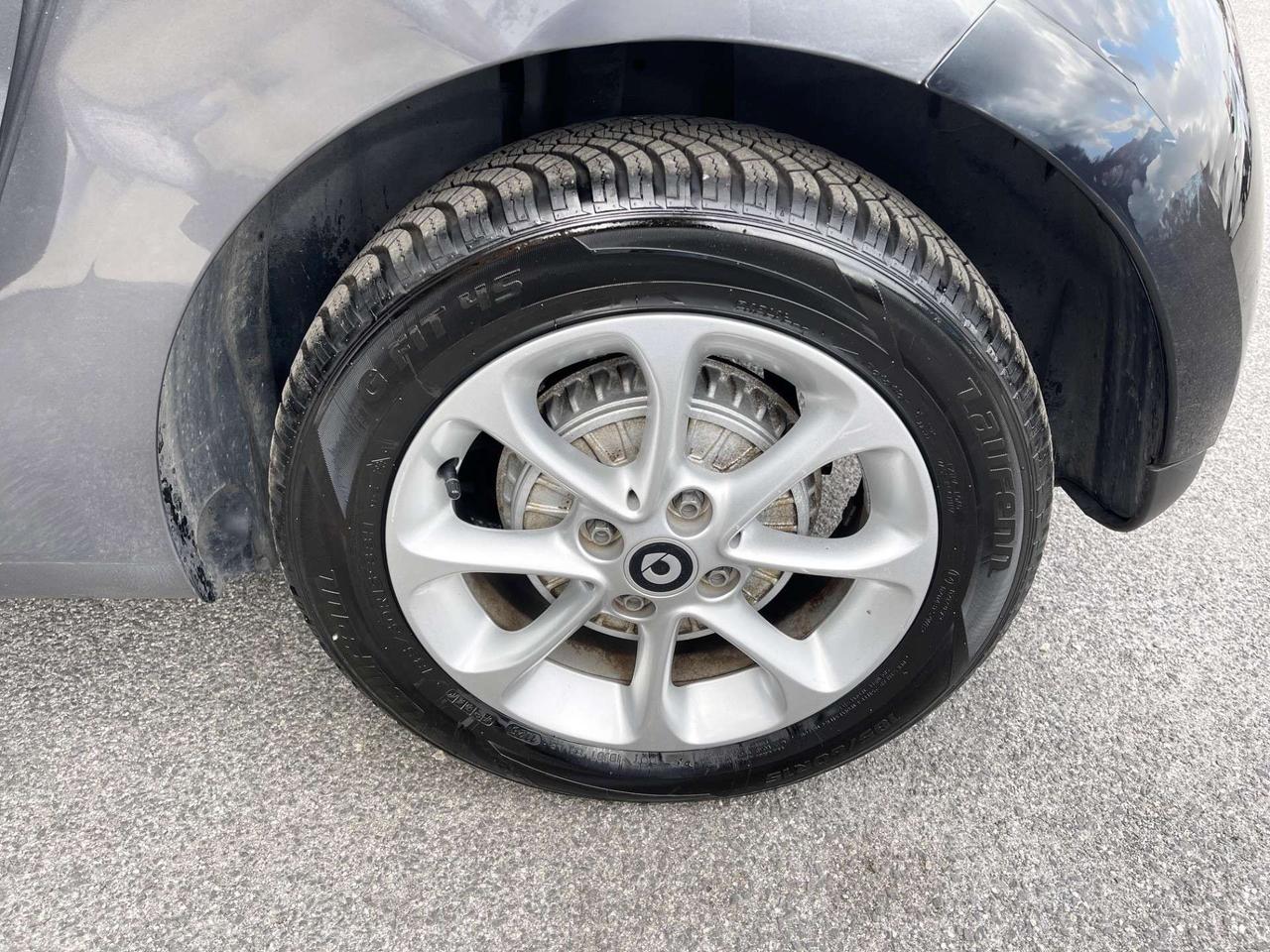 smart forFour 1.0 Benzina 71CV E6 Neo - 2017