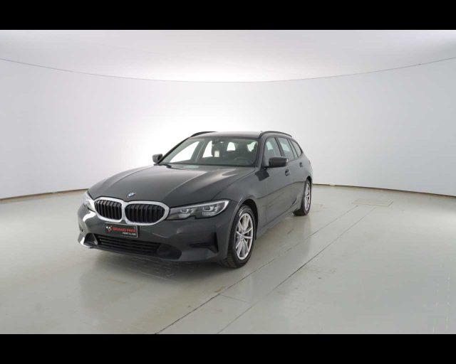 BMW 318 d 48V Touring Business Advantage