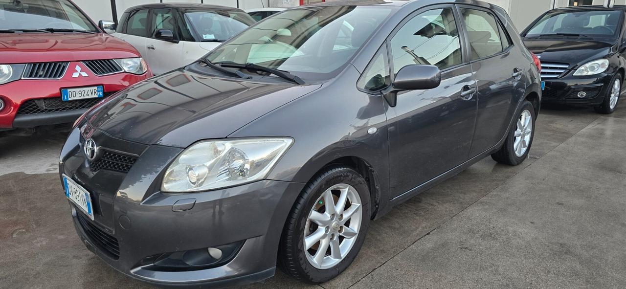 Toyota Auris 2.0 D-4D DPF 5 porte Sol
