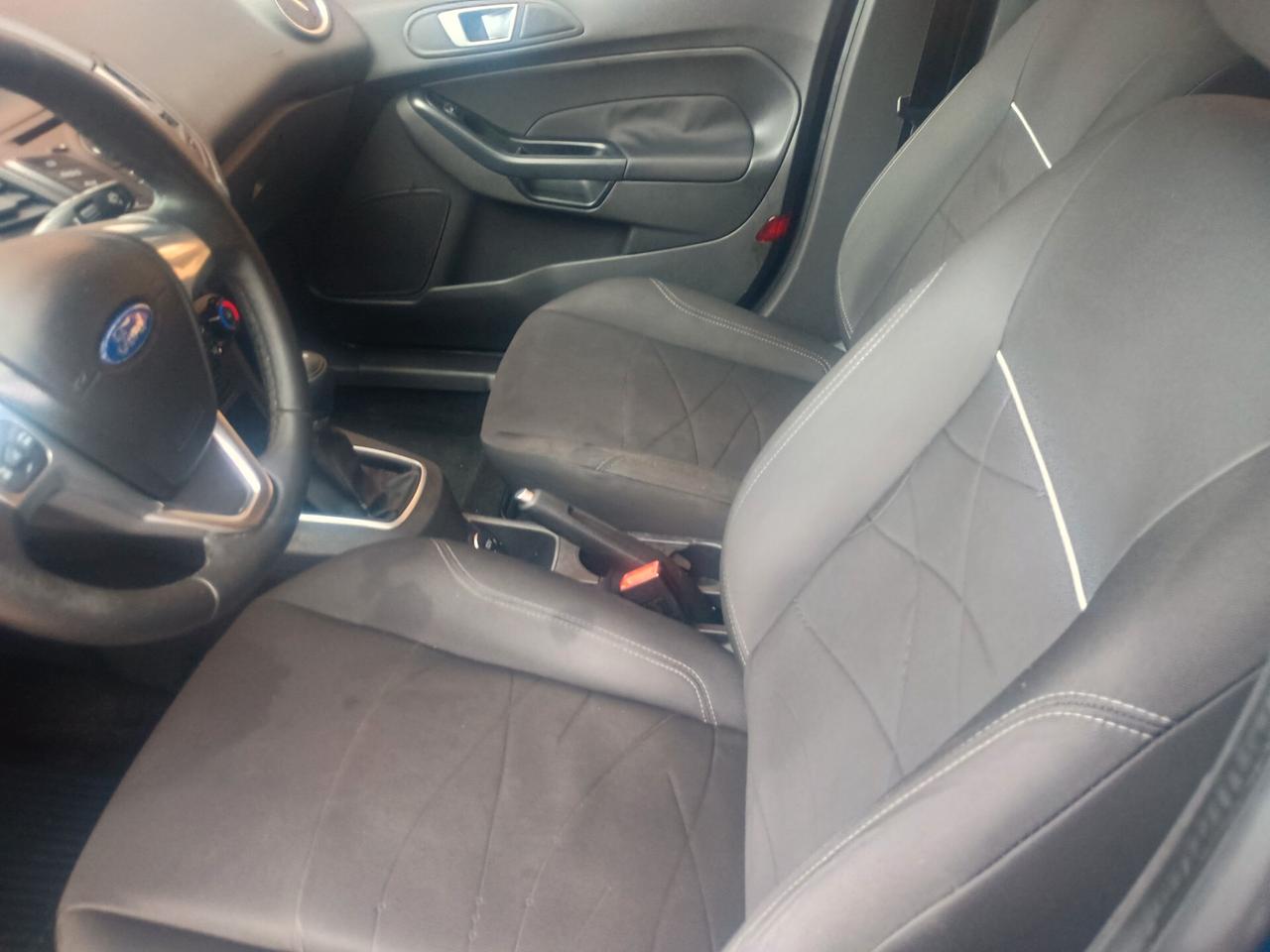 Ford Fiesta 1.5 TDCi 75CV 5 porte Titanium