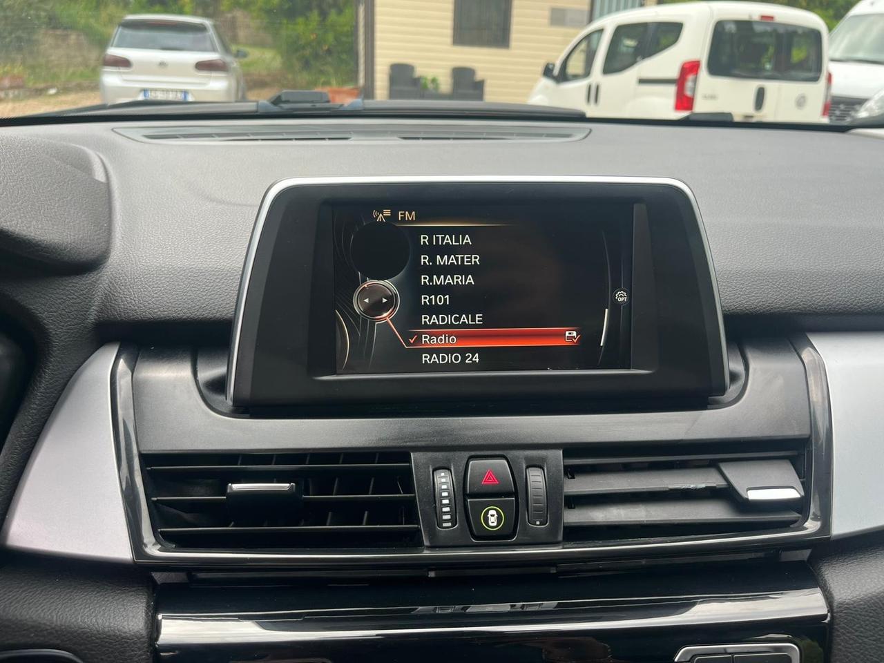 Bmw 218 218d Active Tourer