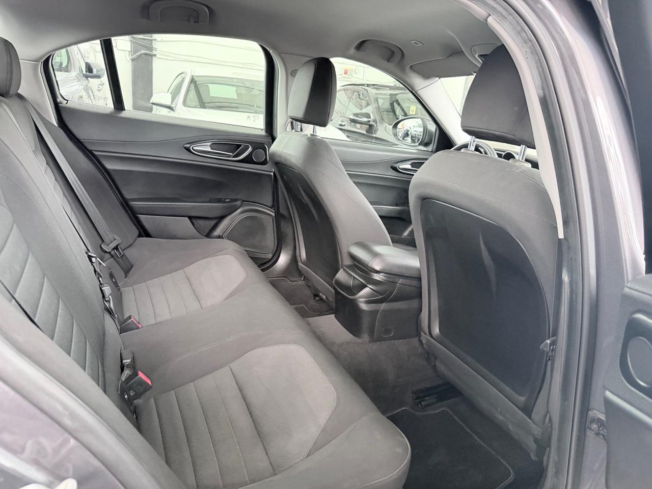 Alfa Romeo Giulia 2.2Turbodiesel 150CV Super 2018 EU6