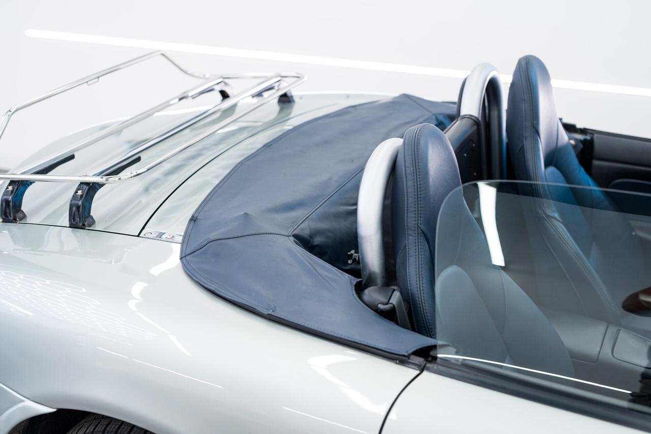 Mazda MX-5 SILVER BLUES