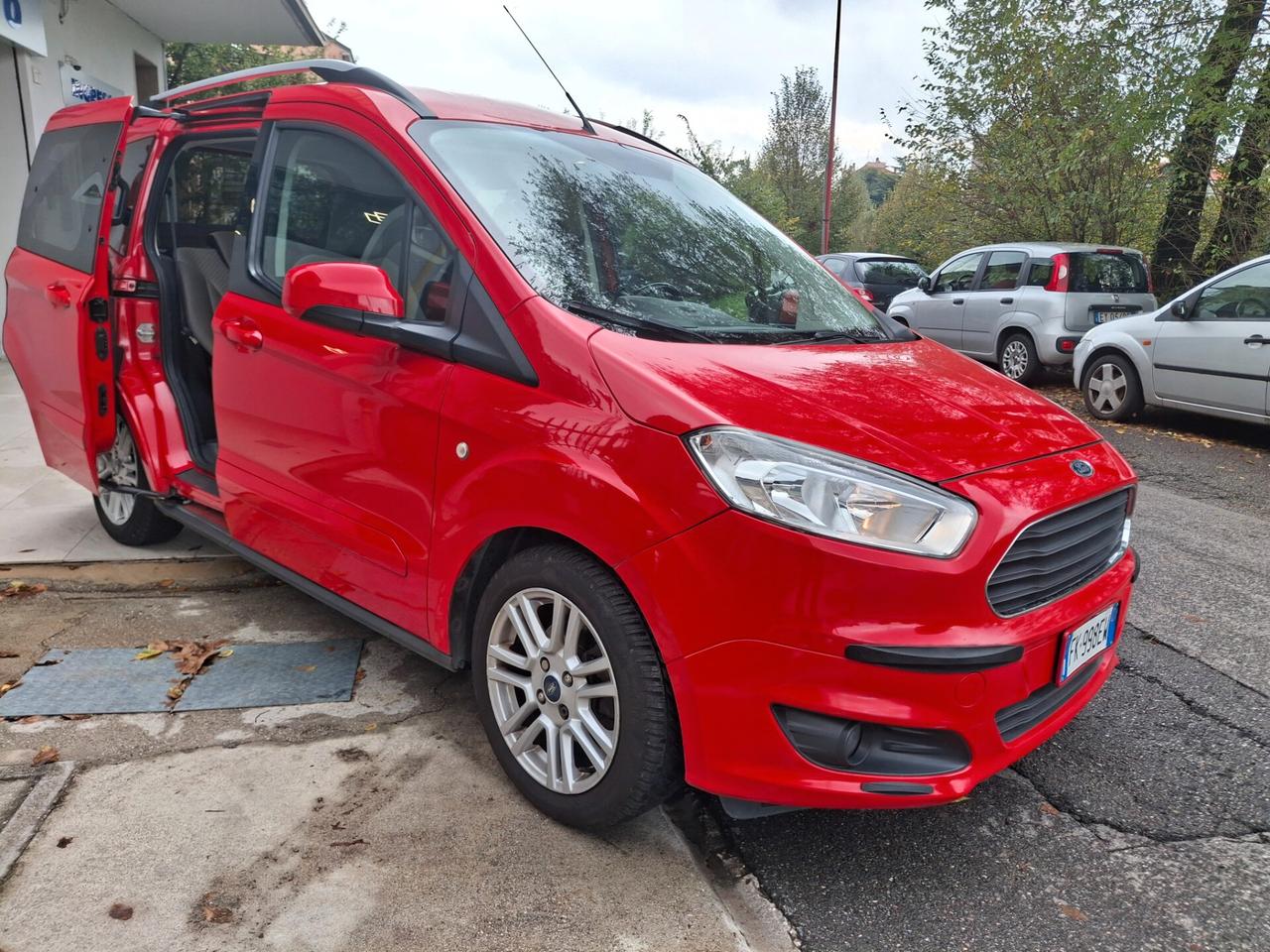 Ford Tourneo Courier 1.0 EcoBoost 100 CV Plus