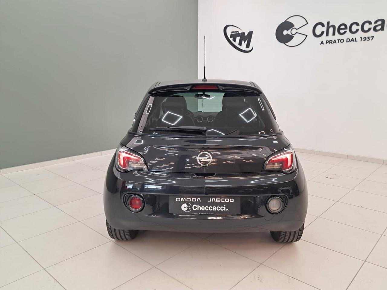 Adam 1.2 70 CV VR/46 Limited Edition