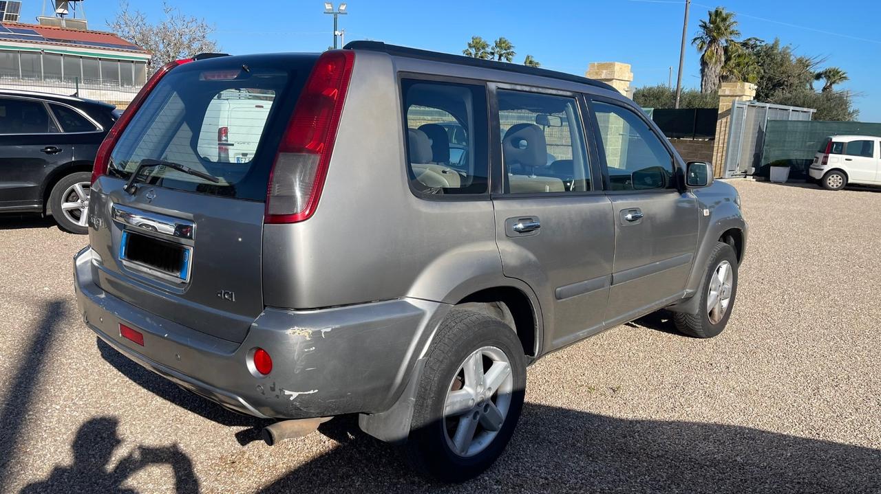 Nissan X-Trail 2.2 dCi Urban