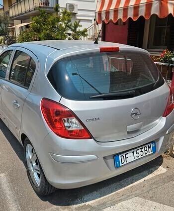 Opel Corsa 1.2 GPL OK NEOPATENTATI