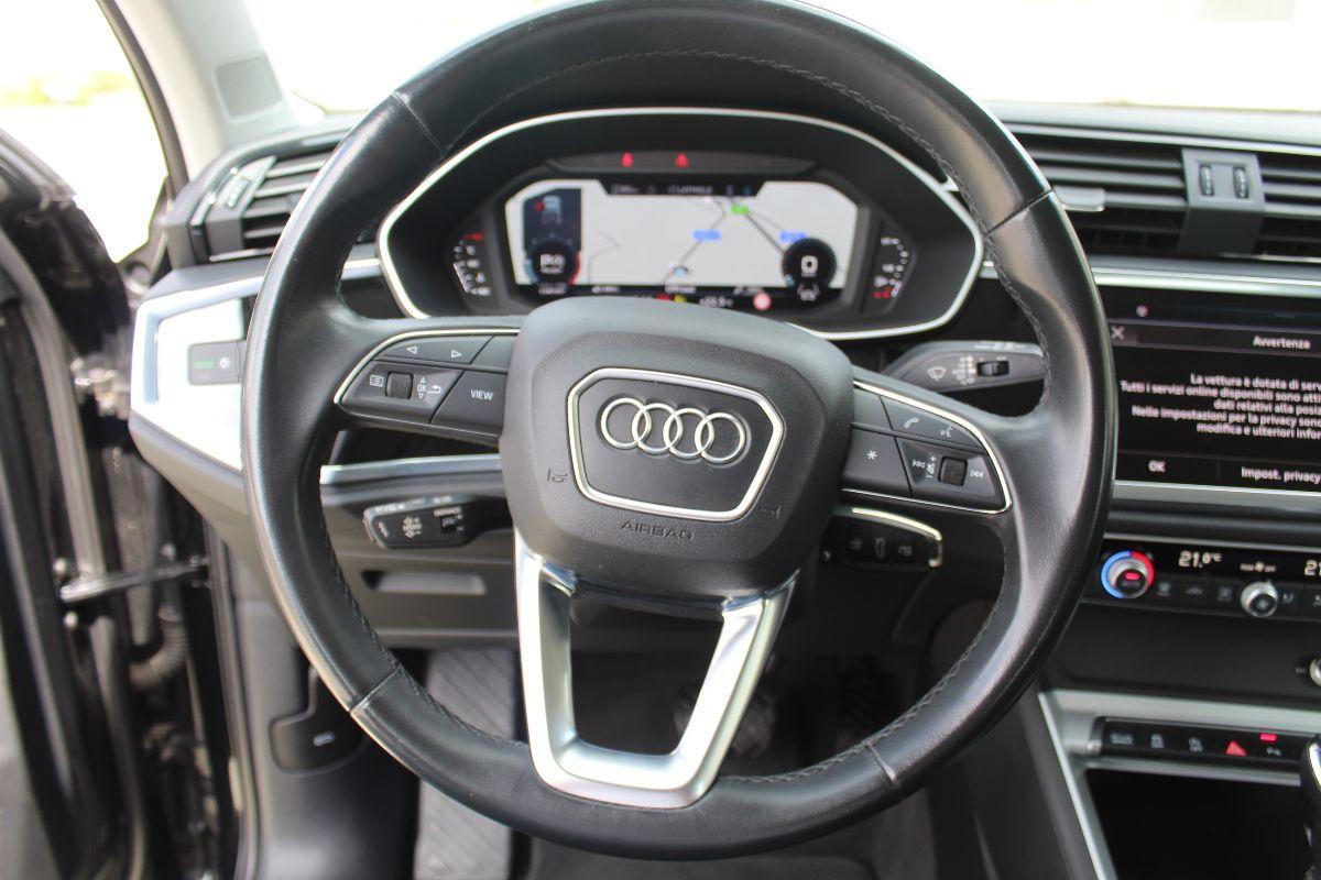 AUDI - Q3 Sportback - 35 TDI S Tronic Business Plus