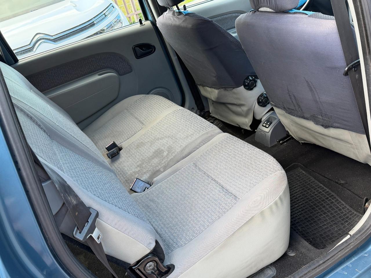 Dacia Logan MCV 1.5 DCI 85 cv. LAUREATE (7 posti)