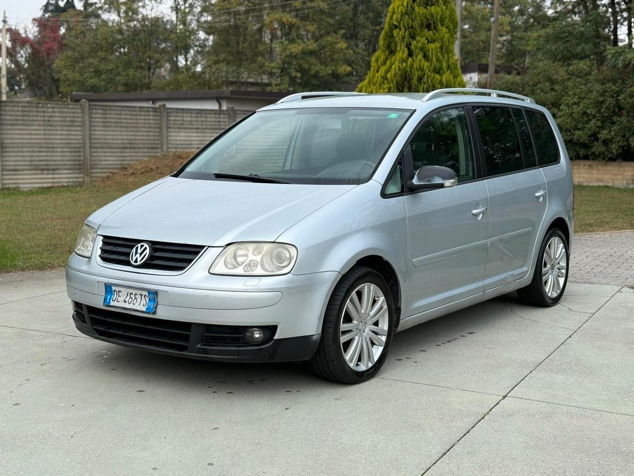 Volkswagen Touran 2.0 16V TDI Highline
