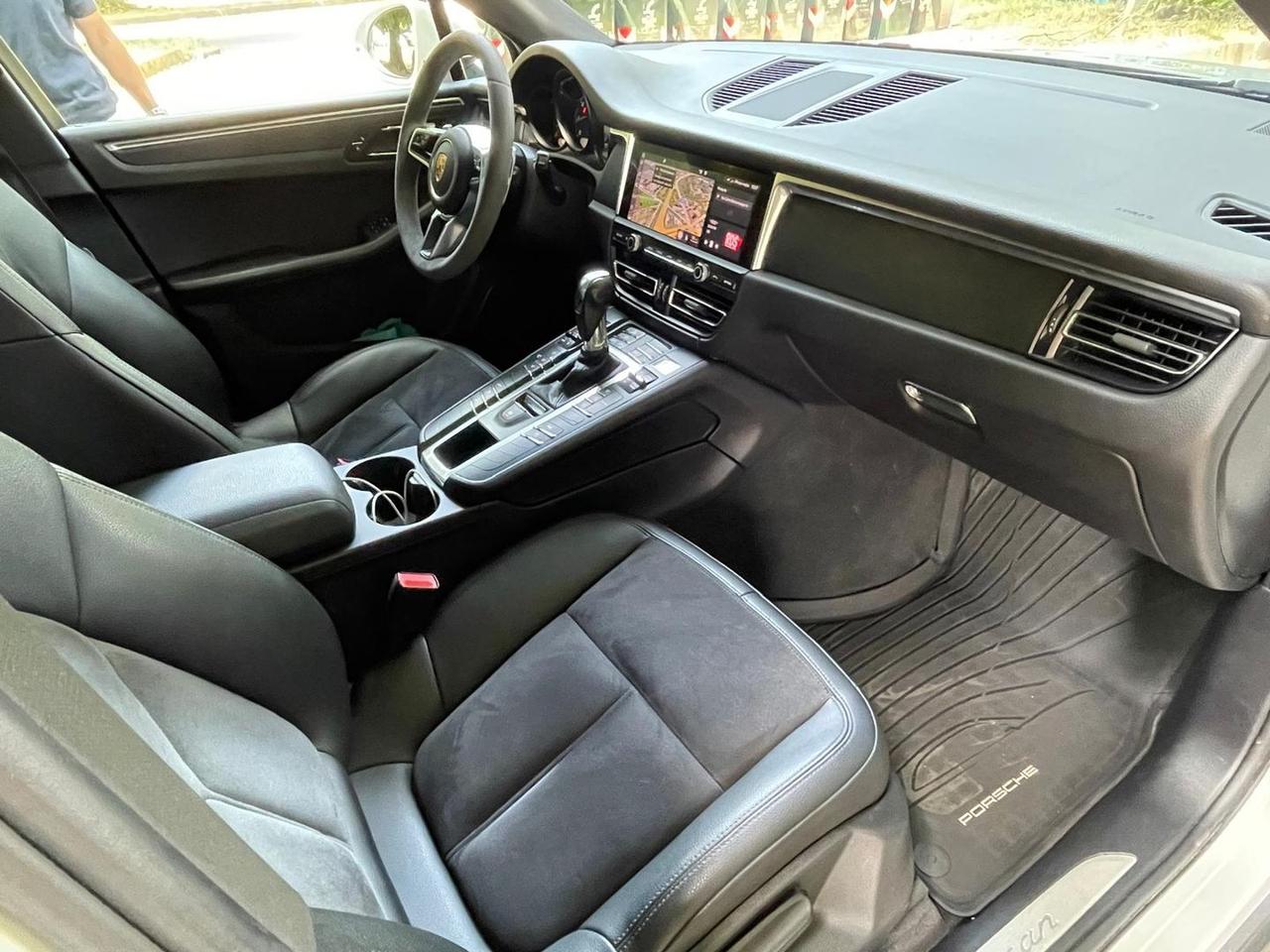 Porsche Macan -- 2.0 PDK 245CV #11341