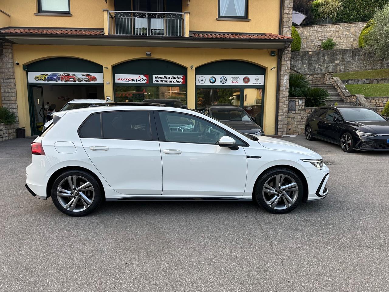 Volkswagen Golf Variant 1.5 eTSI 150 CV EVO ACT DSG R-Line