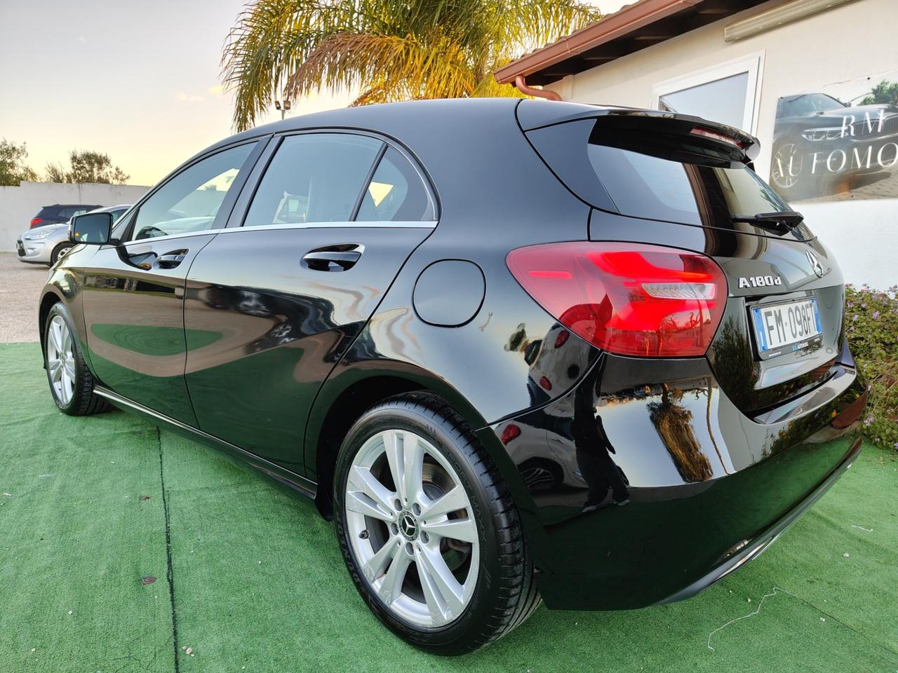 Mercedes-benz A 180 d Automatic Sport - 2017