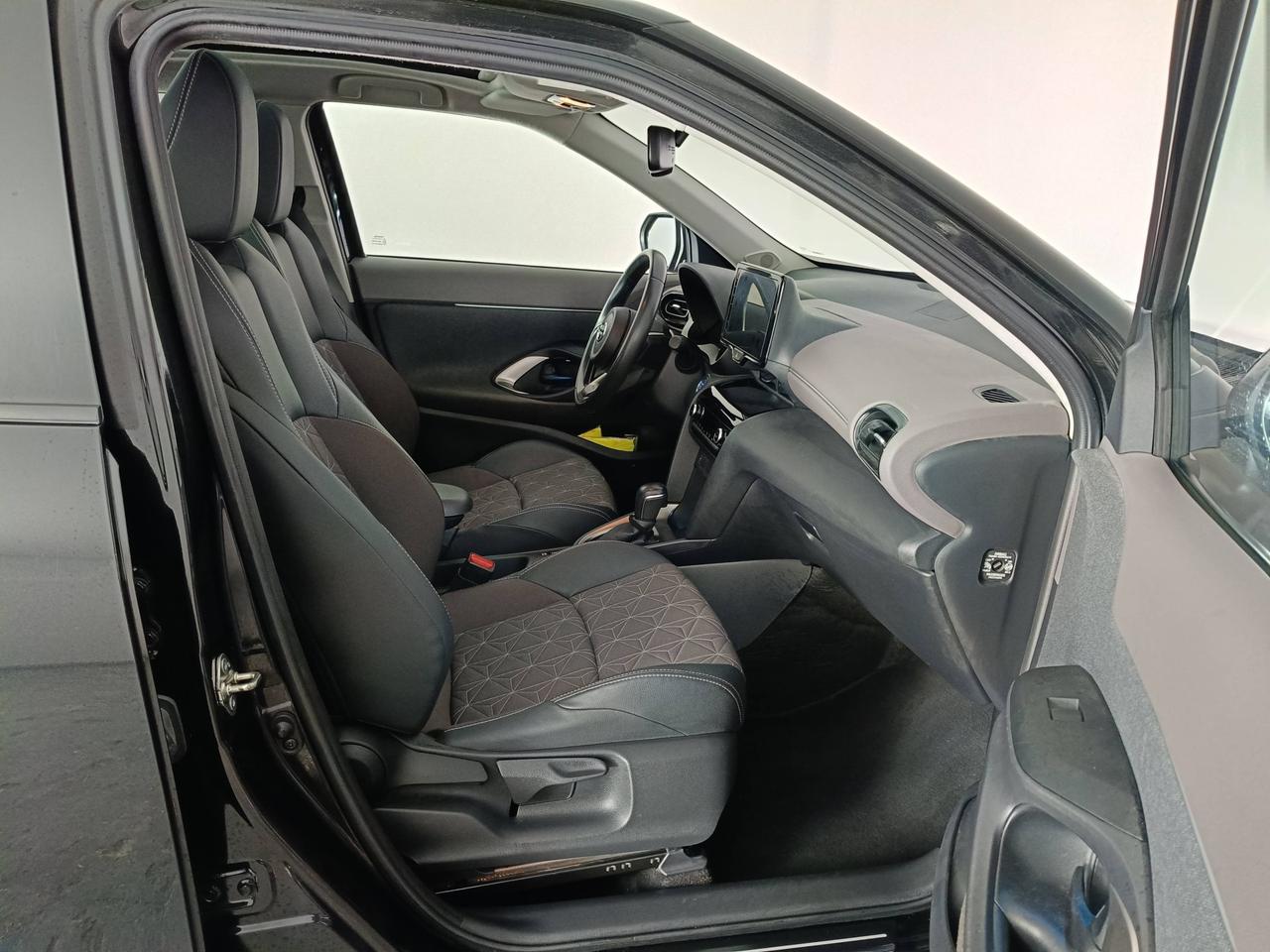 TOYOTA Yaris Cross - MY'21