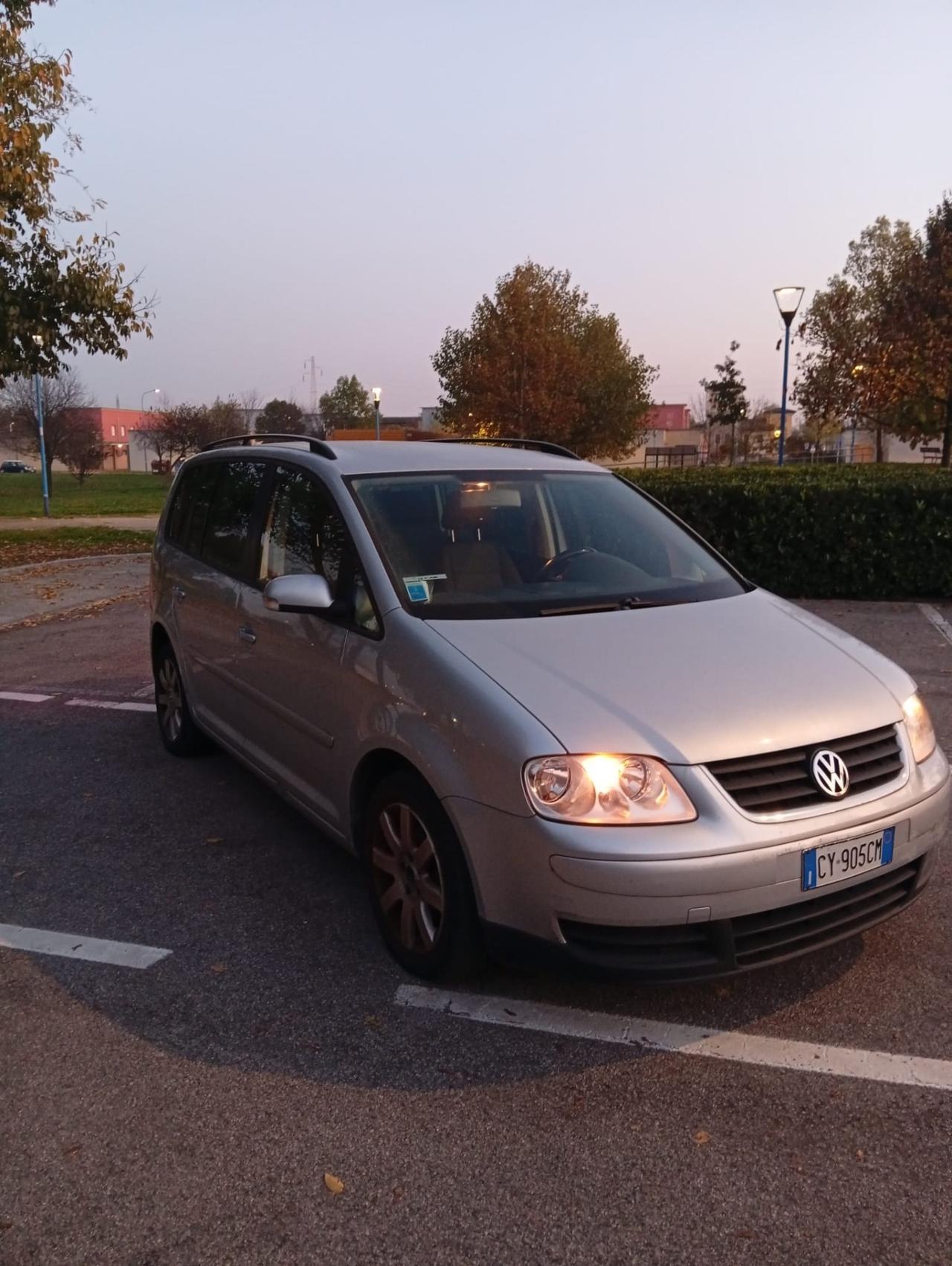 Volkswagen Touran 1.6 Trendline
