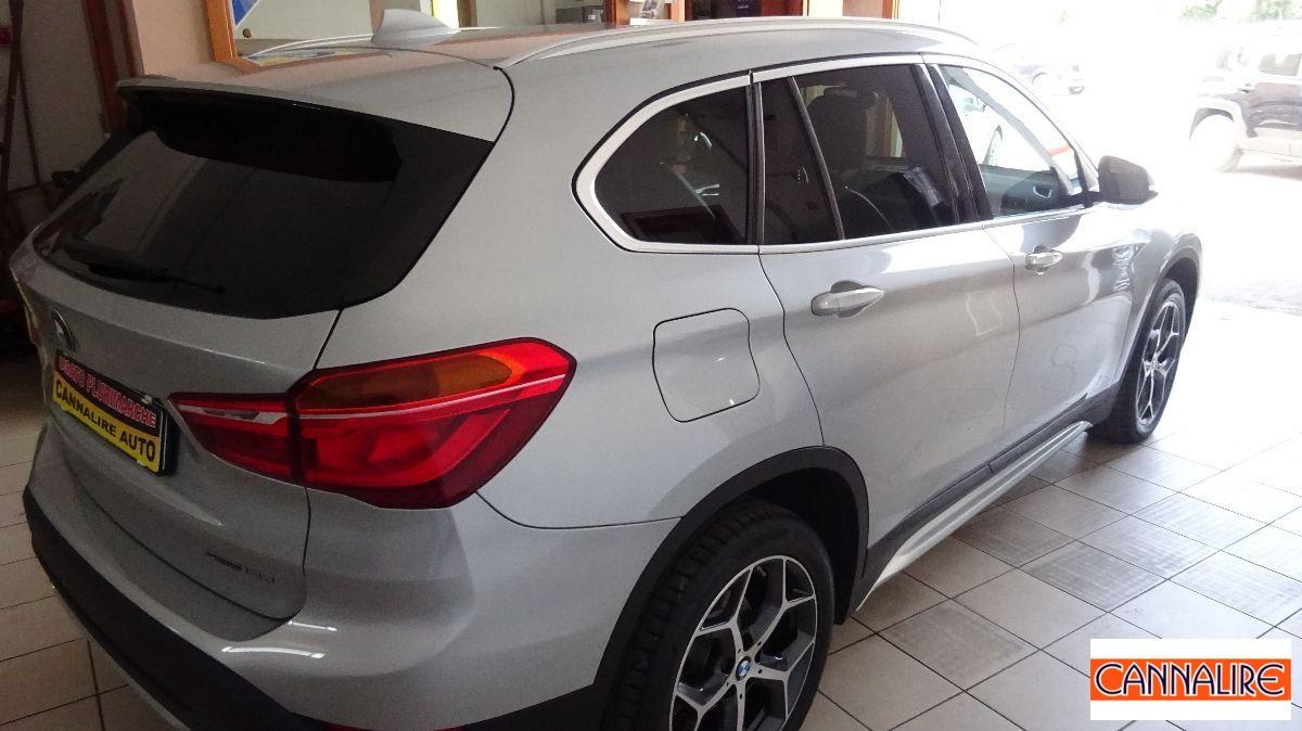 BMW - X1 - sDrive18i xLine