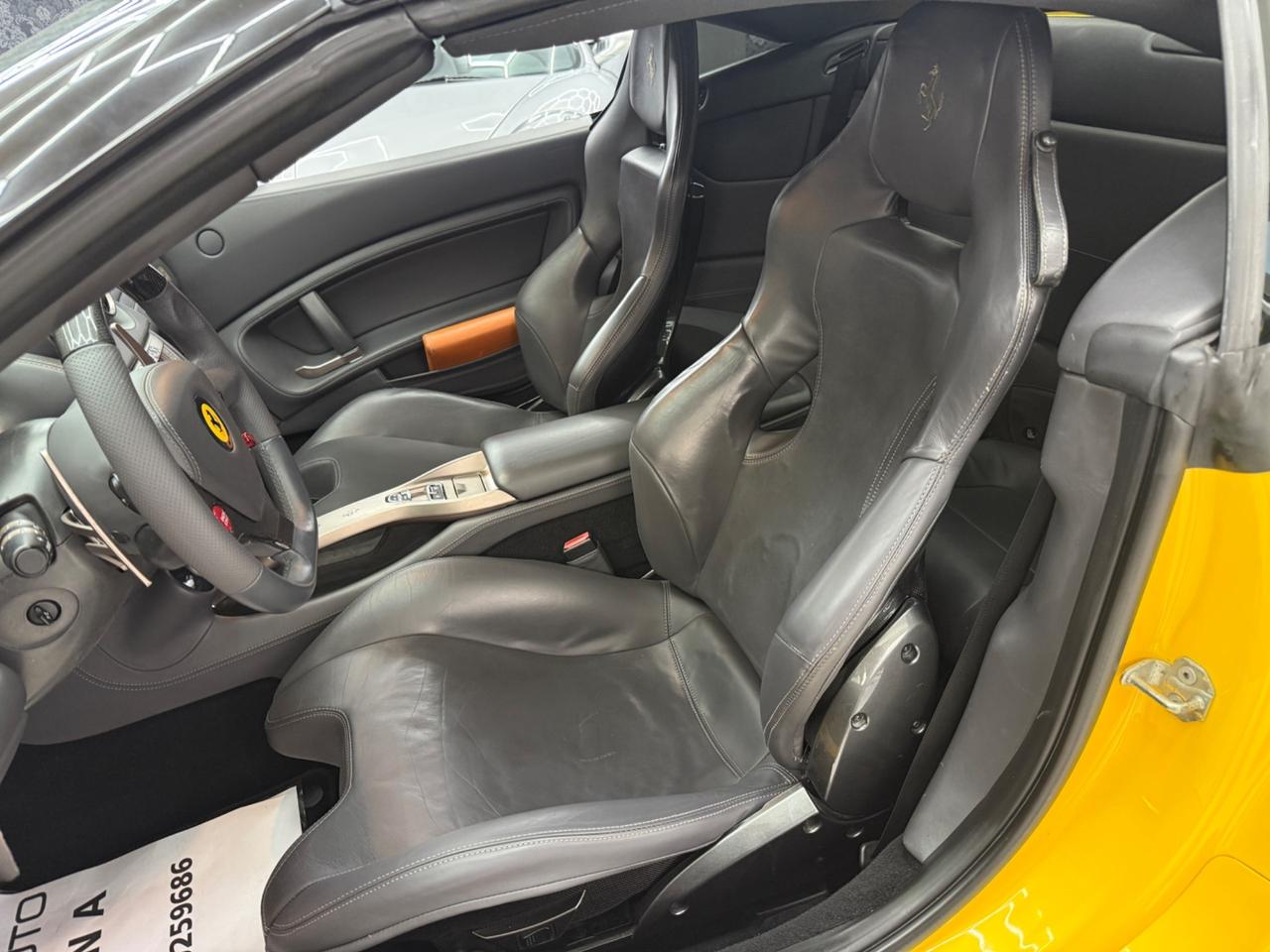 GIALLOTRIPLOSTRATO Ferrari California DCT