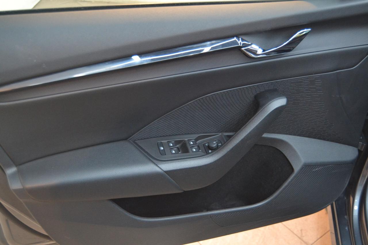 Skoda Octavia 2.0 TDI EVO SCR DSG Wagon Style