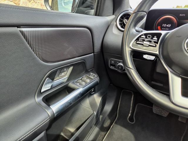 MERCEDES-BENZ GLA 220 d Automatic 4Matic Sport Plus