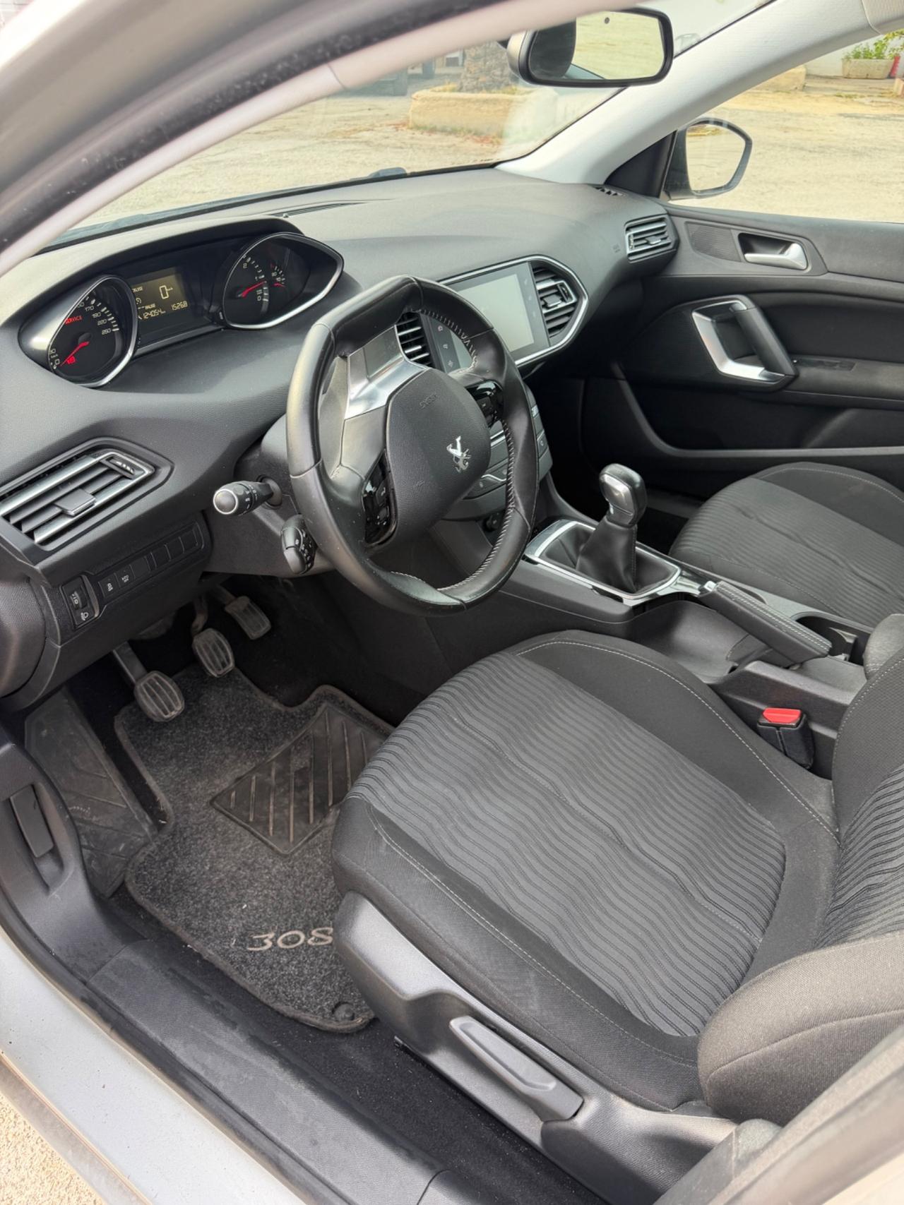 Peugeot 308 BlueHDi 100 S&S SW Business