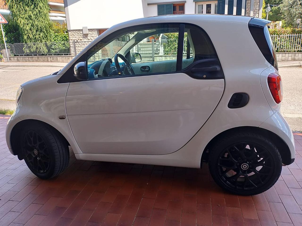 Smart ForTwo Proxy 1.0