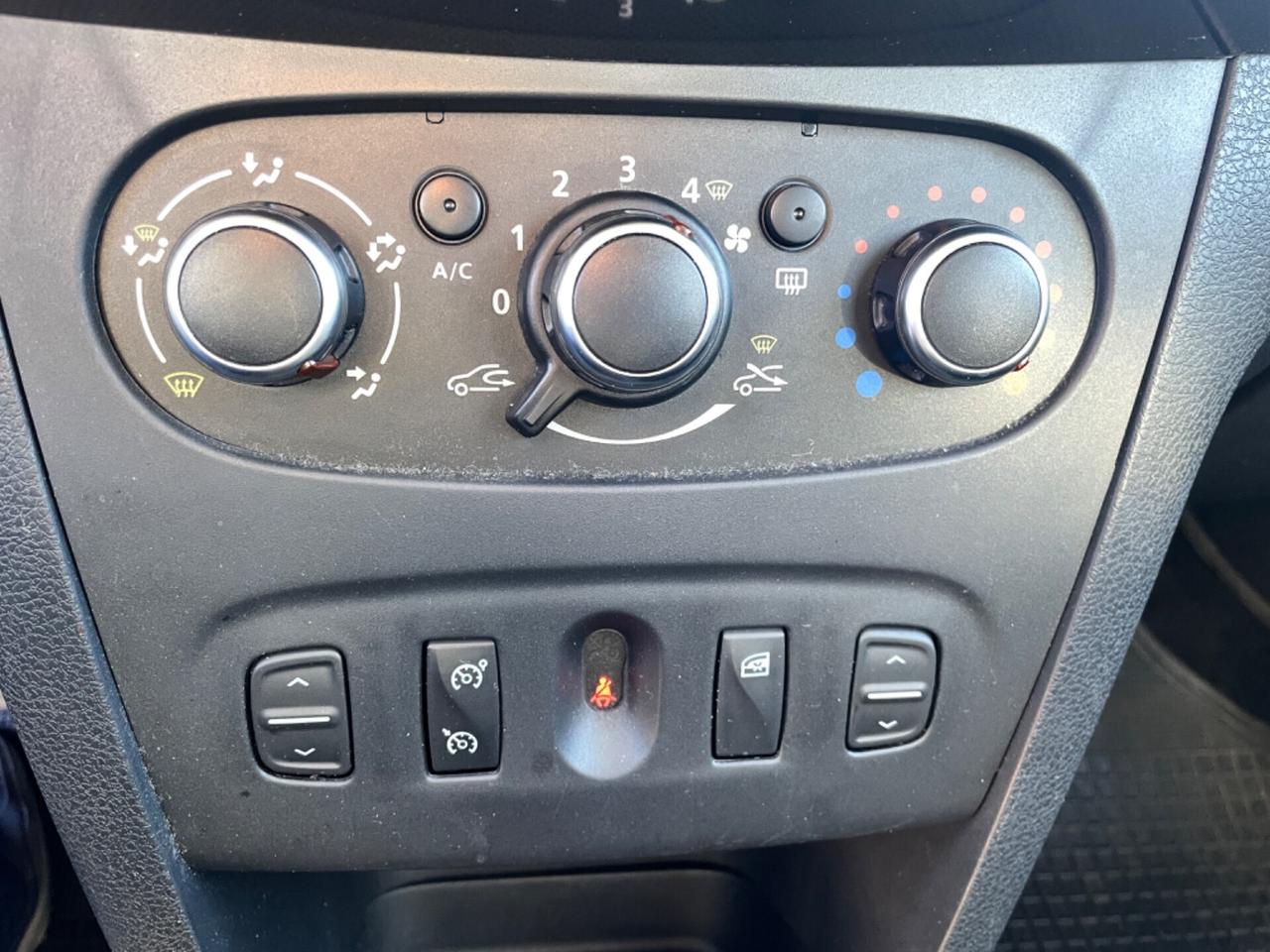 Dacia Logan MCV Stepway 1.5 dCi 90CV NAVI