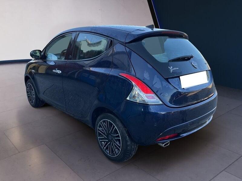 Lancia Ypsilon III 2015 1.0 hybrid Gold s&s 70cv