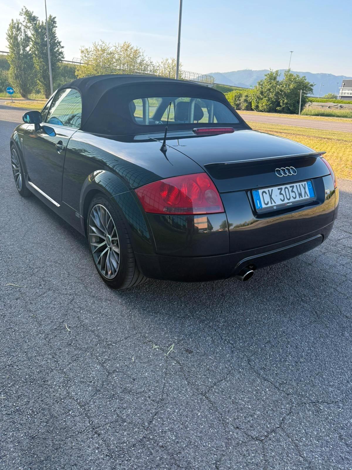 Audi TT Roadster 1.8 T 20V 179 CV cat