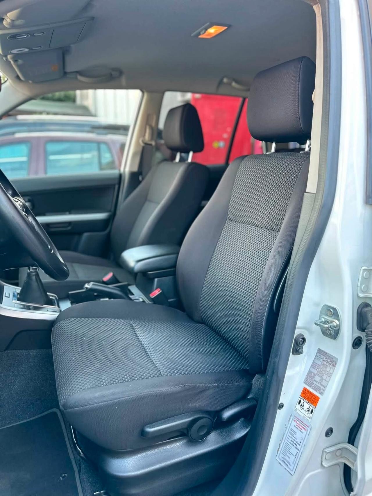 Suzuki Grand Vitara 1.9 4X4 5 porte Executive Crossover