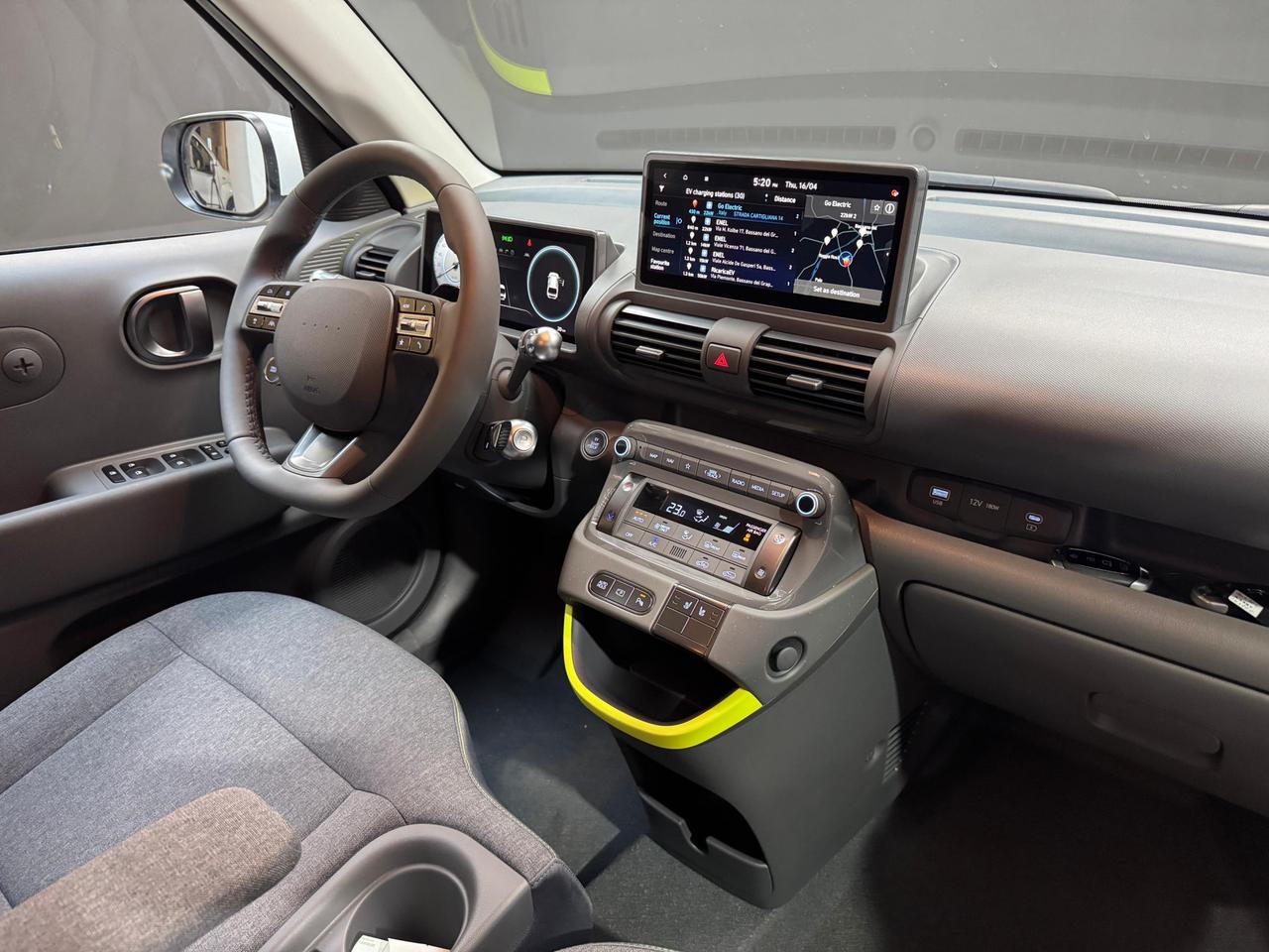Hyundai Inster Cross 49kWh