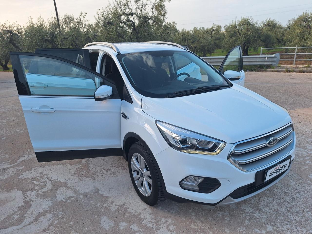 Ford Kuga 1.5 TDCI 120 CV Titanium PERFETTA