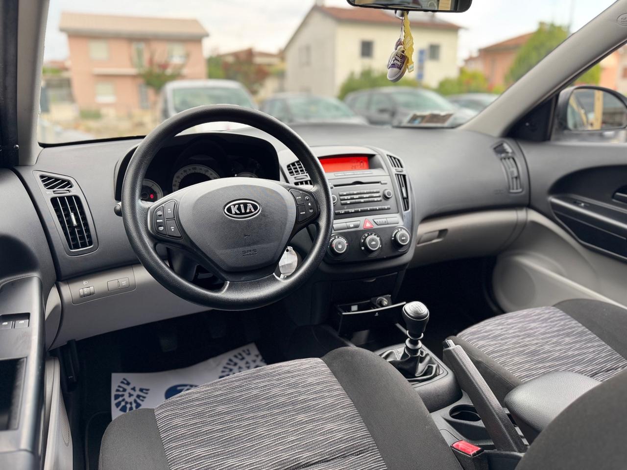 Kia Ceed cee'd Sp. Wag. 1.6 CRDi VGT 90CV LX