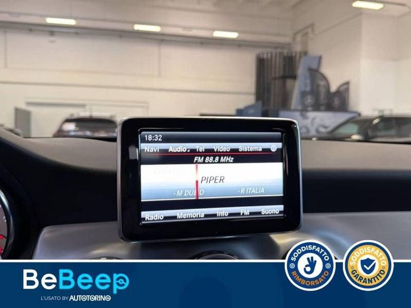 Mercedes-Benz GLA 200 D (CDI) PREMIUM 4MATIC AUTO